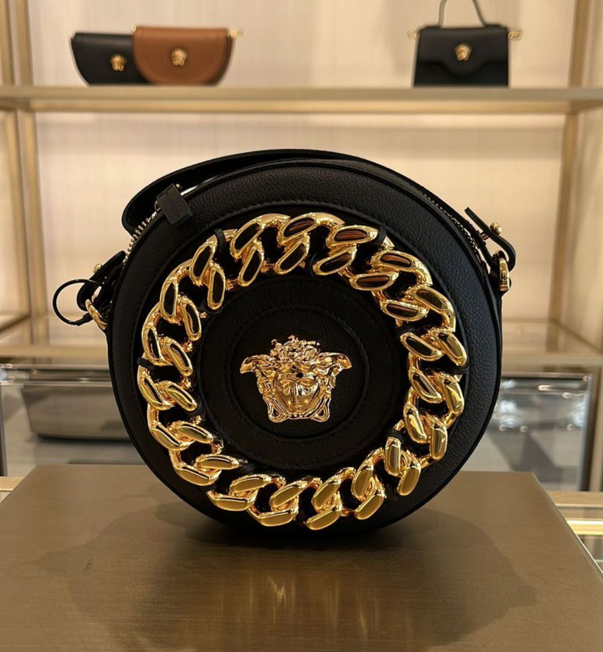 Engagement Ring in 18k Yellow Gold